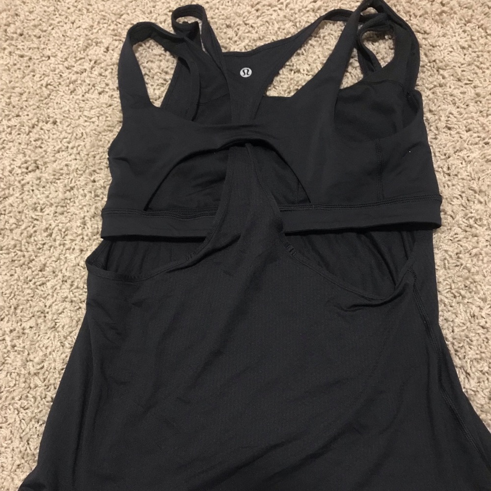 Black Lululemon work out top with built in bra